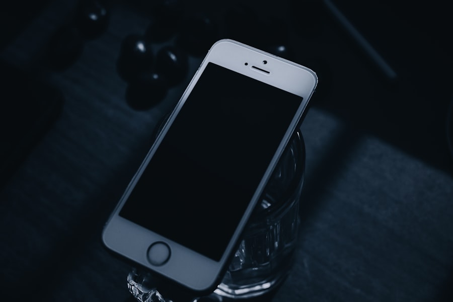 Photo phone scrolling addiction