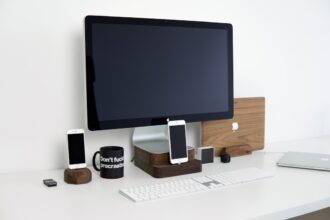 Photo productivity portable monitor