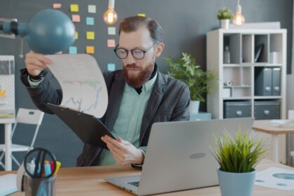 Photo Financial Decision-Making