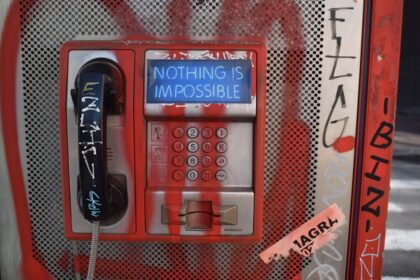 Photo phone lockbox