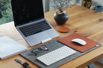 Photo productivity desk accessories