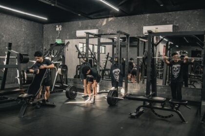 Photo hustle culture treadmill