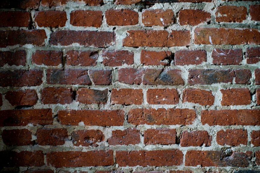 Photo break 95 percent wall