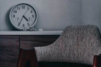 Photo overcome perfectionism procrastination