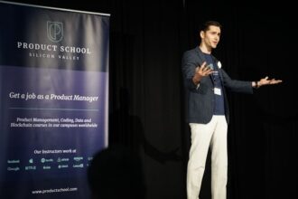 Photo public speaking