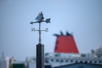 Photo seawall height standards