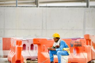 Photo infrastructure maintenance schedules