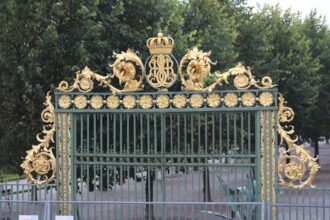 Photo Decision gates