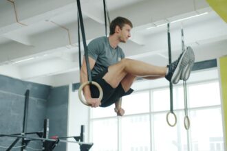 Photo commitment devices