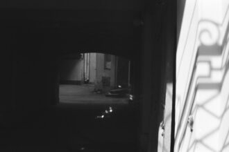 Photo door close ritual