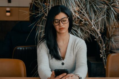 Photo digital distraction