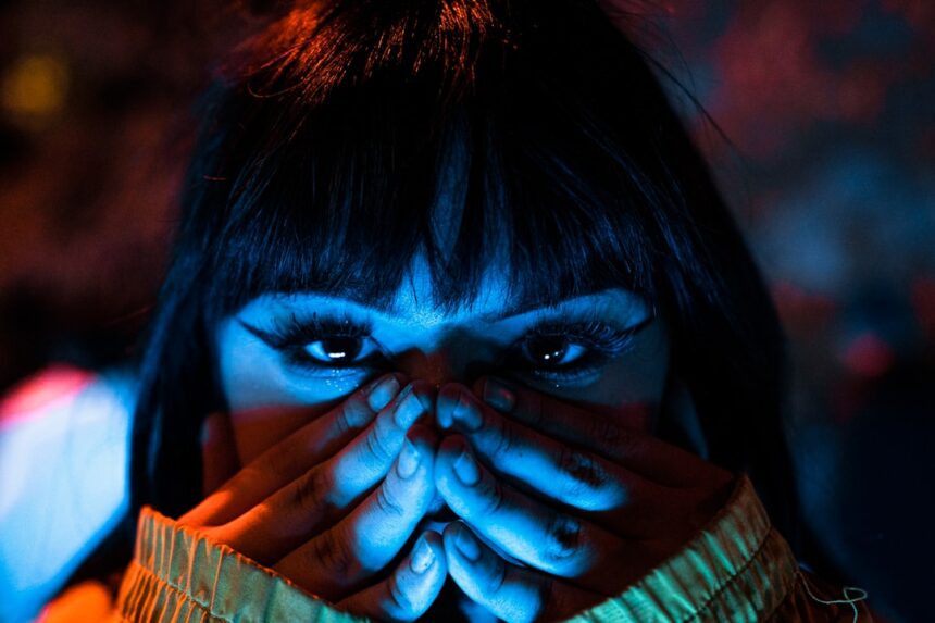 Photo psychological threat detection