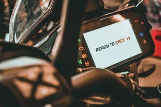 Photo recognize reset review system