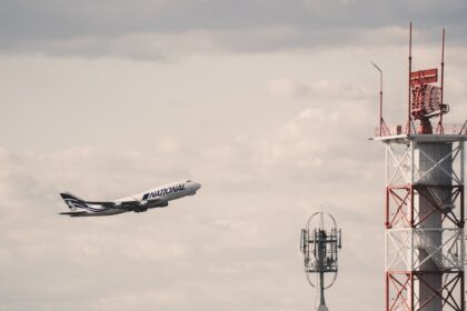 Photo land the plane