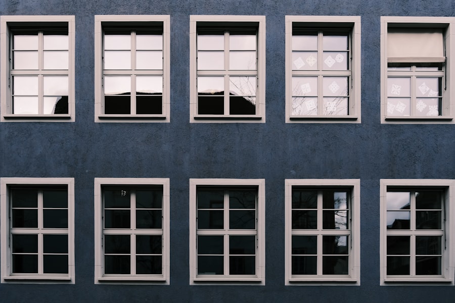 Photo scarcity windows